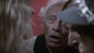 Everybody just hold your
horses for two minutes. - Last Train to Christmas