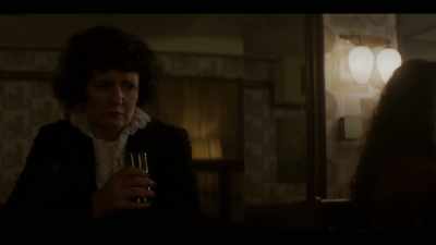 Everybody knows
t'Ripper attacks prostitutes, - The Long Shadow