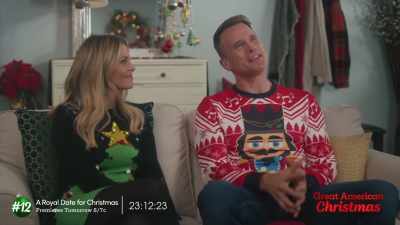 - [everybody laughs] - My Christmas Hero