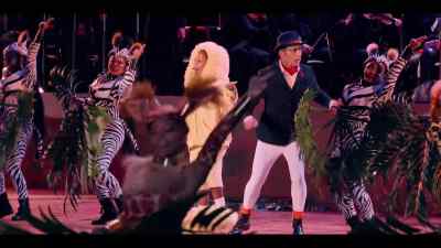 ♪ Everybody look left ♪ - The Lion King at the Hollywood Bowl
