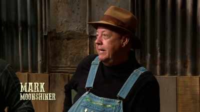 Everybody that makes liquors - Moonshiners: Master Distiller