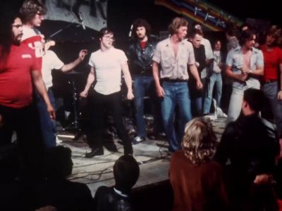 Everybody mellow out man - The Decline of Western Civilization
