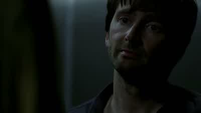 Everybody out! - Marvel's Jessica Jones