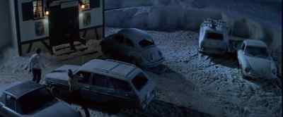 EVERYBODY OUT.
THIS IS AN EMERGENCY. - Avalanche Express
