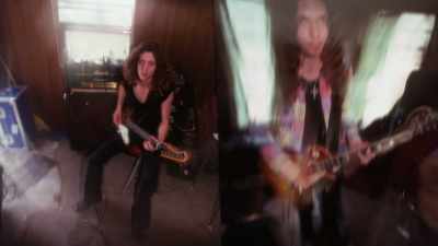 Everybody shows up,
puts on a guitar, - If I Leave Here Tomorrow: A Film About Lynyrd Skynyrd