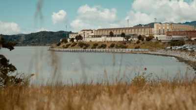 Everybody started getting away
and I'm screaming, - Inmate #1: The Rise of Danny Trejo