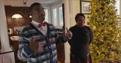 Everybody up. - Christmas at Xander Point