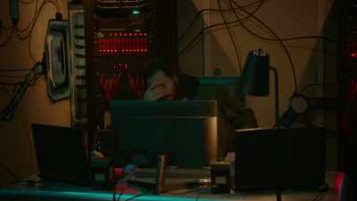 ♪ Everybody wake up, wake up ♪ - True Lies