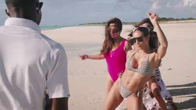 - Everybody was
going the same way. - The Real Housewives Ultimate Girls Trip