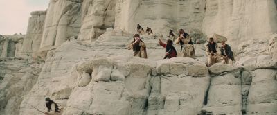 Everybody's out. - Cowboys &amp; Aliens