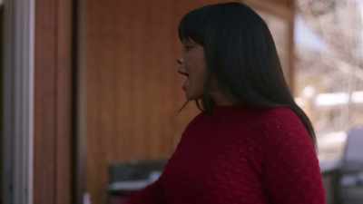 Everybody's waiting inside.
It's rice pudding day, remember? - The Holiday Proposal Plan