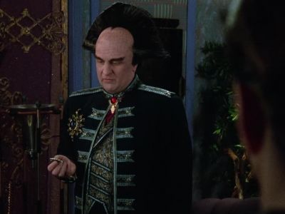Everyone around me dies Mr Morden - Babylon 5