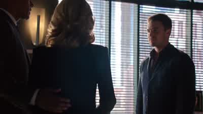 Everyone here understands that this transition is really difficult for you. - Arrow
