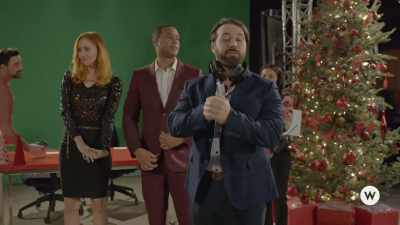 Everyone, I think
that's the moment - A Tiny Home Christmas