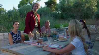 Everyone, I would like
to introduce our chef, - A Greek Recipe for Romance