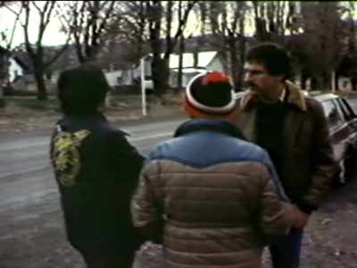 Everyone in Antelope mistrusts Rajneesh - Wild Wild Country