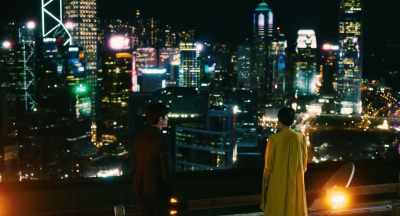 Everyone knows her father
bought it on the black market. - The Confidence Man JP - The Movie -