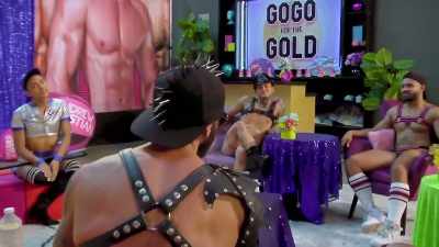 (everyone laughs) - GoGo for the Gold
