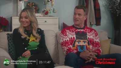 - [everyone laughs] - My Christmas Hero