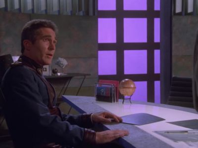 Everyone lies Michael - Babylon 5