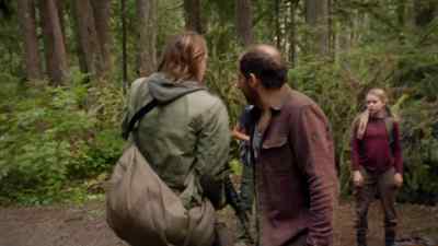 - Everyone okay?
- Yeah. I'm glad you're here. - Colony