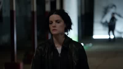 Everyone out! - Blindspot