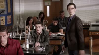 Everyone, start reading chapter nine. - Teen Wolf