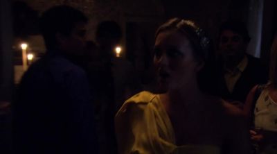 Everyone, stay calm. - Gossip Girl