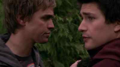 Everyone stay here. - Kyle XY