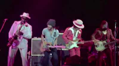 Everyone working
toward the exact same goal, - Stevie Van Zandt: Disciple