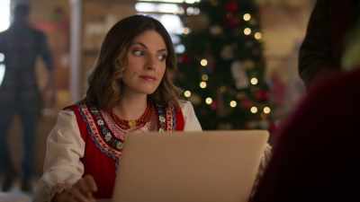Everyone would be very disappointed
if we didn't have it for Santa. - Christmas on Windmill Way