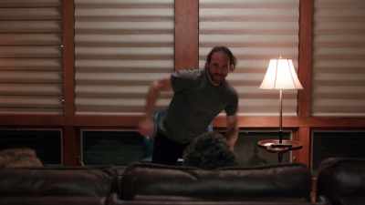 (everyone yelling)
[Will] Stop, stop, stop! - Malicious