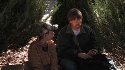 Everyone's gone, Angus.
Can we go now? - Angus