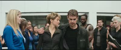 Everyone's staring at me. - Insurgent