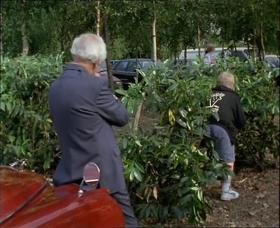 - Everything all right?
- Yeah. - Inspector Morse