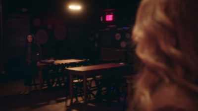 ♪ Everything can wait ♪ - Walk With Me