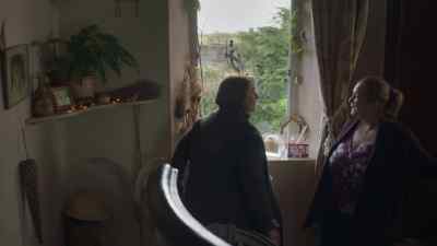 - Everything okay, Mary? - The Deceived