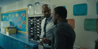 - Everything okay?
- Yeah. Want a quick word with the kids. - Adolescence