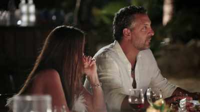 - Everything we've done,
the backdrop has been-- - The Real Housewives Ultimate Girls Trip