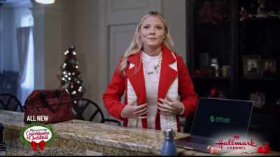 Everything you'd need for lunch - Christmas at Graceland: Home for the Holidays
