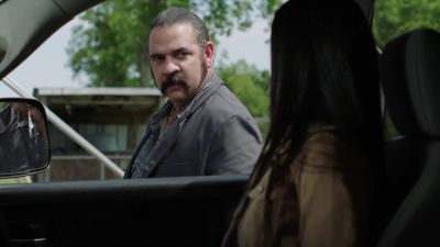 Everything's gonna be okay. - Queen of the South