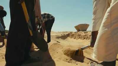 Everywhere you put a shovel
in the ground, - Lost Kingdom of the Black Pharaohs