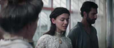 Evie just wants to twist
everyone else's reality - Glasshouse