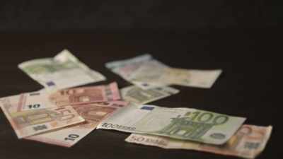 Exactly, bills are
different sizes, - This Giant Beast That is the Global Economy