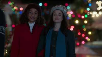 Exactly. Now if some gorgeous
uppity city chick - Believe in Christmas