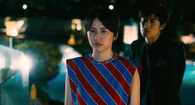 Exactly. So what does
she really desire? - The Confidence Man JP - The Movie -
