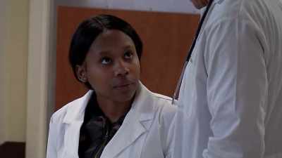 - Except I don't...
- Doctor, I need you! - Prank Encounters