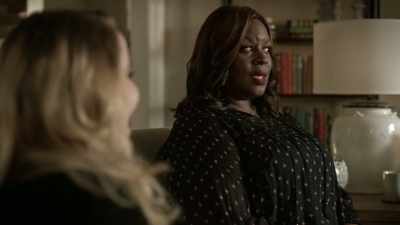 [excited chatter] - Good Girls