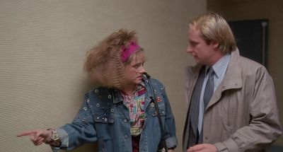 Excuse me are you in charge here Yeah Why - Howard the Duck