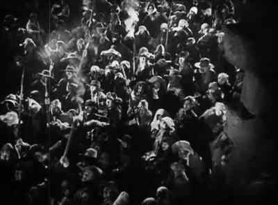 Excuse me ... Gwymplaine. - The Man Who Laughs